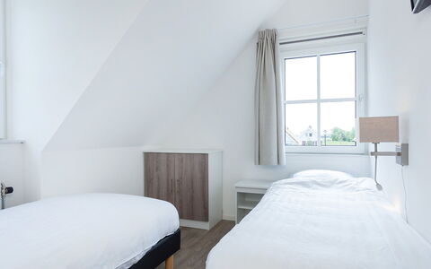 Noordwijk 710: Furniture, Building, Property, Comfort, Wood, Bed Frame, Textile, Interior Design, Bed