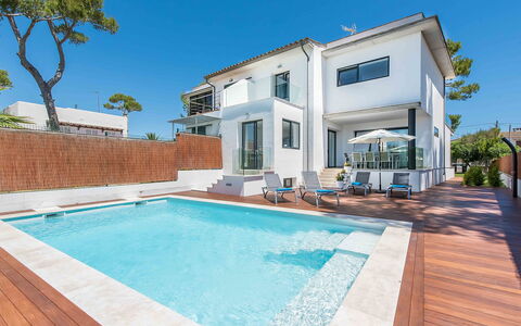 Marianne: Water, Sky, Property, Building, Plant, Swimming Pool, Azure, Shade, Lighting, Interior Design