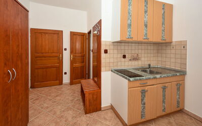 Accommodation:&nbsp;Delfin 104.11