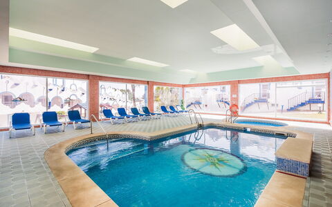 Reserva de Marbella: Swimming Pool, Leisure Centre, Property, Leisure, Building, Room, Sky, Interior Design, Resort, Real Estate