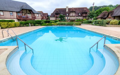 Accommodation:&nbsp;Domaine de Clairefontaine 295.3