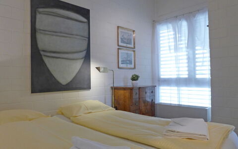 Im Gruebi Apt.5: Furniture, Property, Window, Comfort, Wood, Textile, Building, Shade, Picture Frame