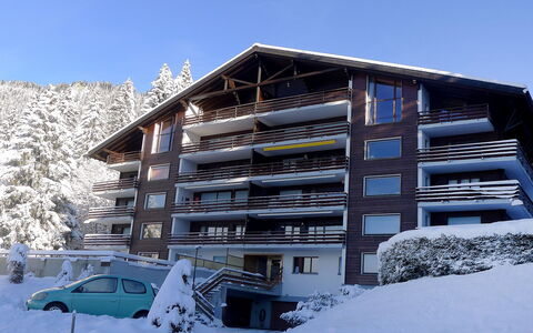 Schuss 23: Property, Snow, Architecture, Winter, House, Condominium, Apartment, Real Estate, Building, Residential Area