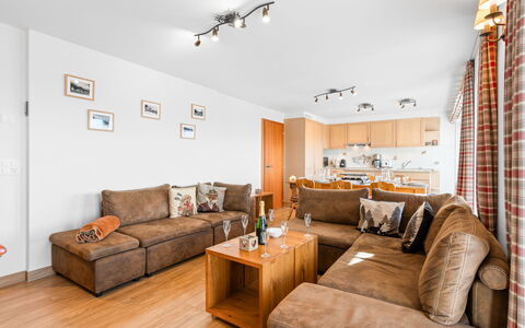 Accommodation:&nbsp;Les Aiguilles Vertes Rez Supérieur 617.2