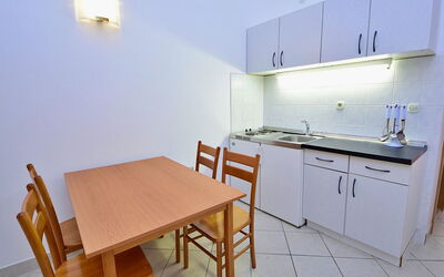 Accommodation:&nbsp;Meridiana 121.1