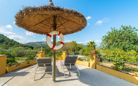 Villa Lavanda: Botany, Tree, Leisure, Home, Real Estate, House, Landscape, Vacation, Shade, Plant