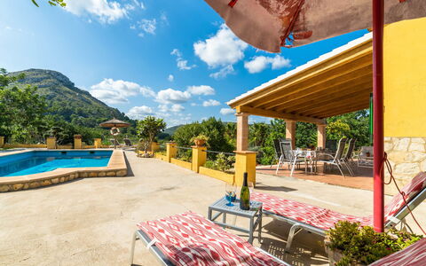 Villa Lavanda: Property, Sky, Real Estate, Building, Swimming Pool, House, Vacation, Shade, Leisure, Resort