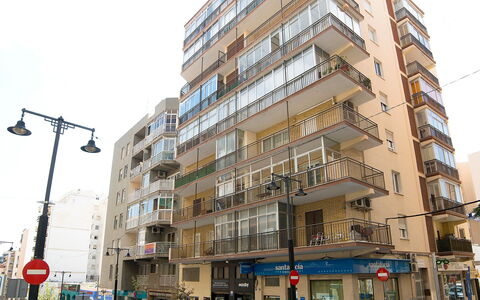 Gabriel 01: Building, Sky, Street Light, Infrastructure, Wheel, Window, Urban Design, Condominium, Public Space