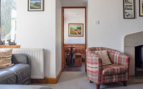 Viewfield: Picture Frame, Furniture, Comfort, Wood, Interior Design, Architecture, Floor, Flooring, Building, Real Estate