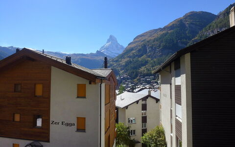 Apollo: Mountain, Mountainous Landforms, Property, Sky, House, Mountain Range, Town, Alps, Mountain Village, Roof