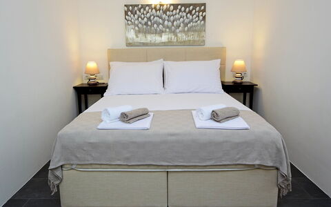 Brač Postira 104: Furniture, Property, Building, Comfort, Interior Design, Lighting, Textile, Wood, Lamp, Floor