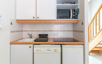 Les Hautes Folies 450.7: Furniture, Shelf, Cabinetry, Room, Property, Shelving, Cupboard, Kitchen, Countertop, Drawer