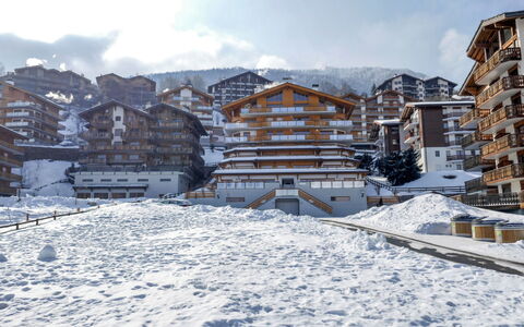 Nendaz 681: Snow, Winter, Sky, Property, Town, Mountain, Architecture, House, Geological Phenomenon, Freezing
