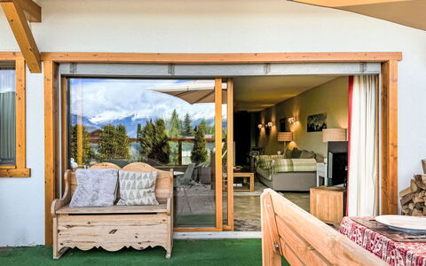 Accommodation:&nbsp;Cor des Alpes 2 681.5