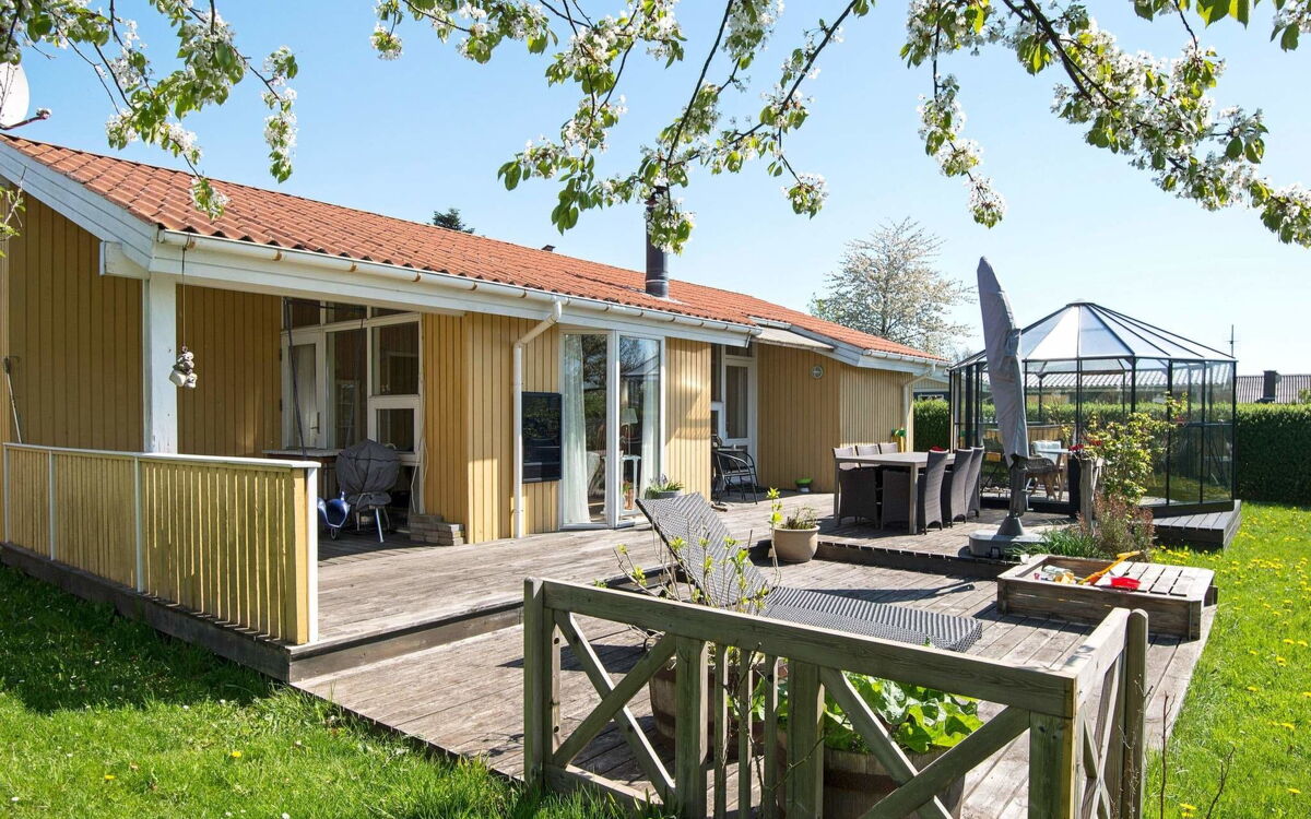 Pøt Strandby