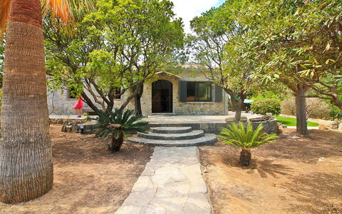 Can Coll: Property, House, Real Estate, Home, Building, Tree, Estate, Architecture, Botany, Landscape