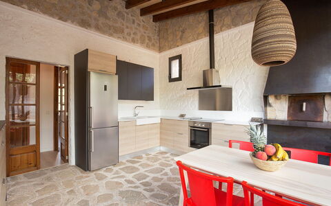 Can Coll: Property, Room, Building, House, Interior Design, Furniture, Ceiling, Floor, Real Estate, Architecture