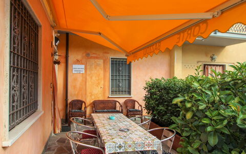 Rondinelli: Property, Building, Room, Real Estate, House, Ceiling, Interior Design, Home, Furniture, Architecture
