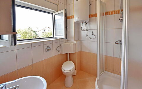 Nera: Bathroom, Property, Room, Plumbing Fixture, Interior Design, Building, Architecture, Real Estate, House, Furniture