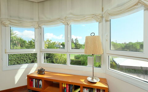 Bertoni Golf & Sea: Window, Room, Property, Interior Design, Window Treatment, Ceiling, Building, Architecture, Furniture, House