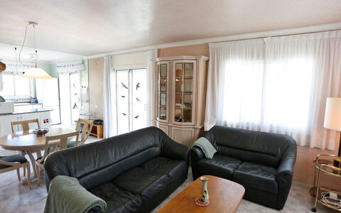 Escorpion: Room, Furniture, Living Room, Property, Interior Design, Couch, Building, House, Real Estate, Floor