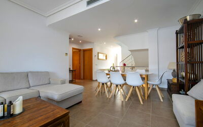 Accommodation:&nbsp;Jazmines V 410.4