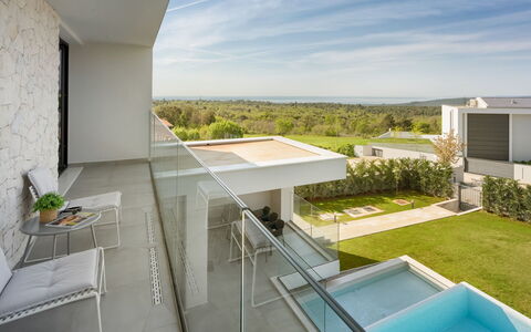Paola: Property, House, Architecture, Building, Residential Area, Real Estate, Balcony, Apartment, Home, Interior Design