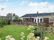 Pøt Strandby