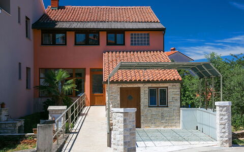 Ivković: Property, House, Building, Home, Real Estate, Residential Area, Architecture, Facade, Roof, Cottage