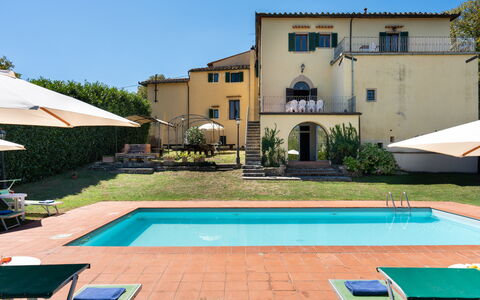 Villa Sieve