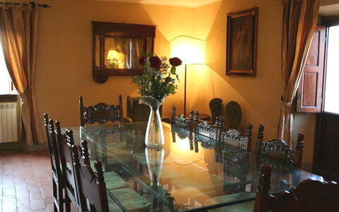Villa Sieve: Property, Room, Dining Room, Building, Table, Interior Design, Real Estate, Furniture, House, Restaurant