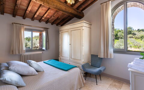 Villa Melinda: Room, Property, Furniture, Bedroom, Building, Interior Design, Bed, Ceiling, Real Estate, House