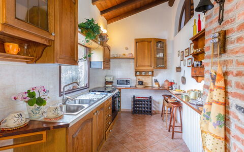 I Pioppi: Property, Room, Countertop, Kitchen, Building, Furniture, House, Interior Design, Real Estate, Cabinetry
