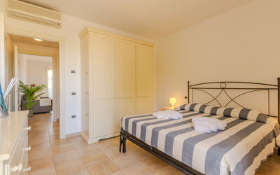 Accommodation:&nbsp;Bilocale Primo Piano Con Veranda 122v