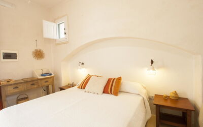 Accommodation:&nbsp;Studio