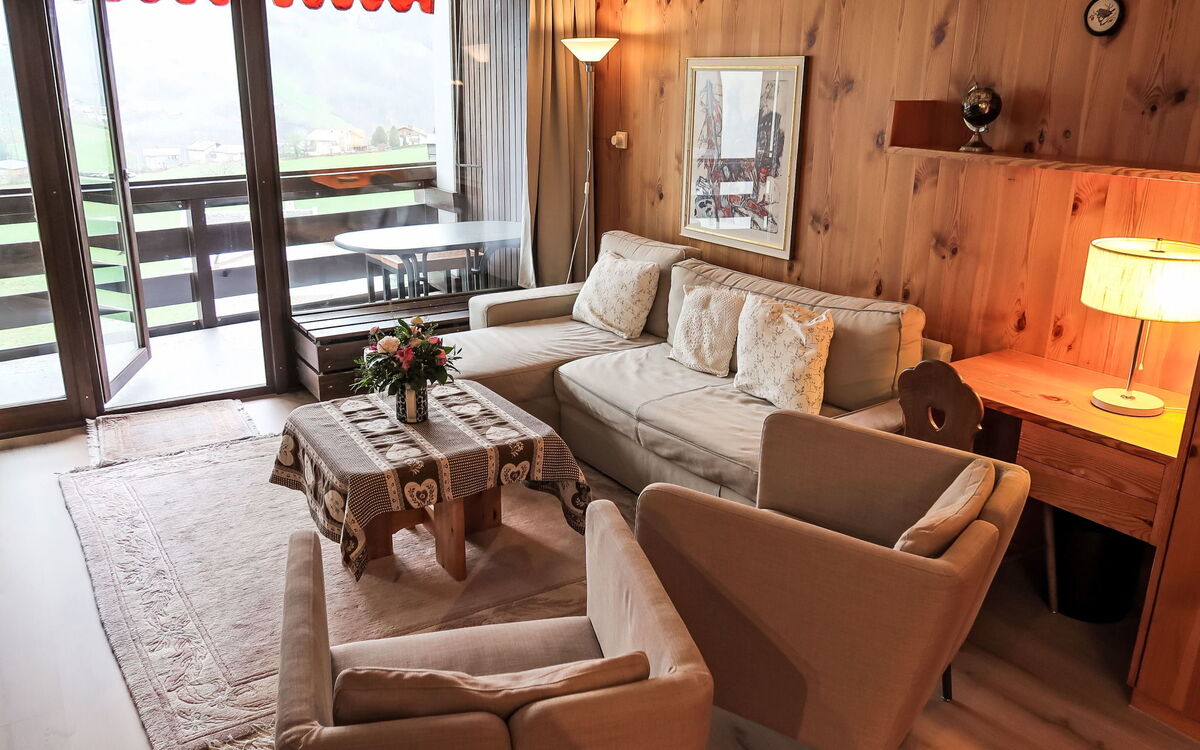 Accommodation:&nbsp;Apt B 068 100.125