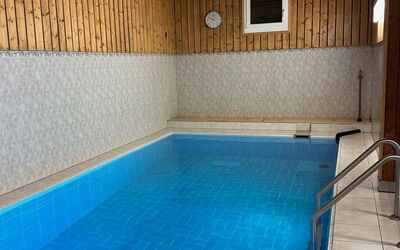 Accommodation:&nbsp;Apt B 033 100.48