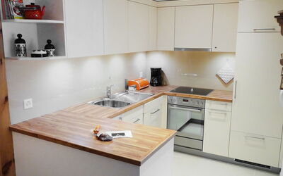 Accommodation:&nbsp;Apt a 084 100.105