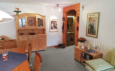 Accommodation:&nbsp;Apt B 032 100.123