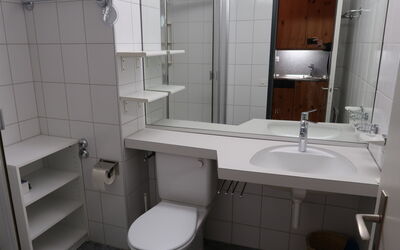 Accommodation:&nbsp;Apt a 086 100.78
