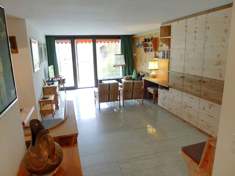 Accommodation:&nbsp;Apt B 014 100.81