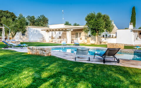 Trulli Itaka: Property, Building, Estate, Real Estate, House, Residential Area, Architecture, Grass, Swimming Pool, Home