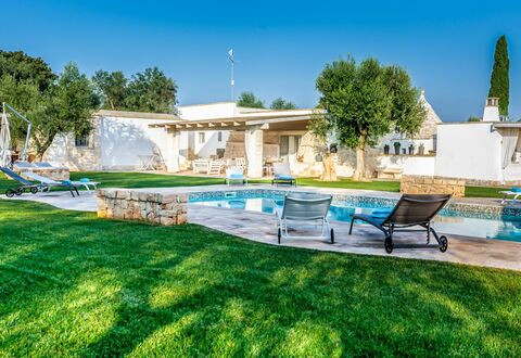 Trulli Itaka: Property, Building, Estate, Real Estate, House, Residential Area, Architecture, Grass, Swimming Pool, Home
