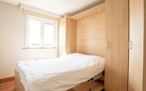 Lautrec 304 with Balcony: Furniture, Comfort, Wood, Window, Interior Design, Building, Flooring, Bed, Floor