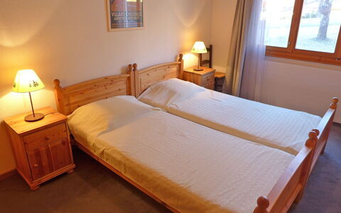 Villars 125: Bedroom, Bed, Furniture, Room, Property, Bed Frame, Bed Sheet, Mattress, Floor, Bedding