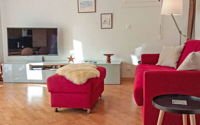 Silence Apt. H 62.1: Furniture, Interior Design, Flooring, Couch, Living Room, Floor, Room, Home, Apartment