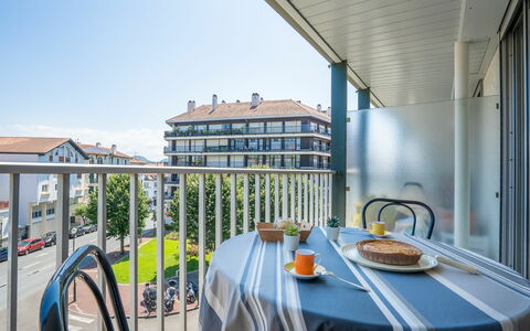 Isara: Sky, Property, Table, Furniture, Tableware, Building, Window, Chair, Interior Design, House