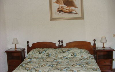 Accommodation:&nbsp;1202