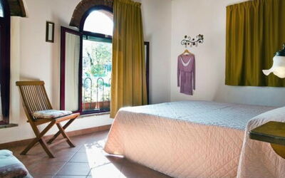 Accommodation:&nbsp;508