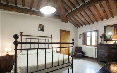 Accommodation:&nbsp;406